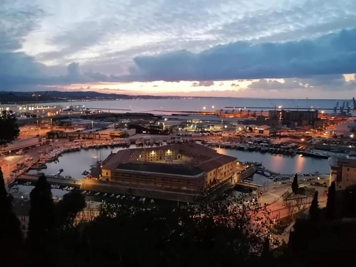 Il Balcone Sul Corso Villa Ancona Dış mekan fotoğraf