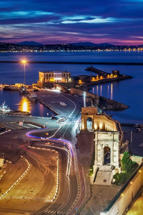 Il Balcone Sul Corso Villa Ancona Dış mekan fotoğraf